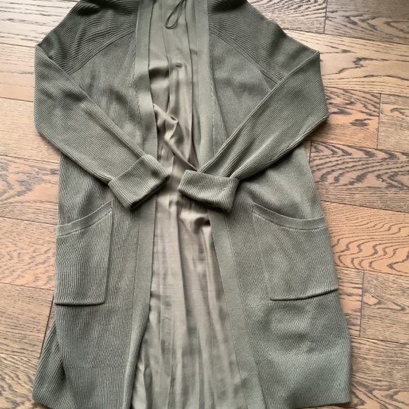 Lululemon Still At Ease Wrap - Picture 4 of 6
